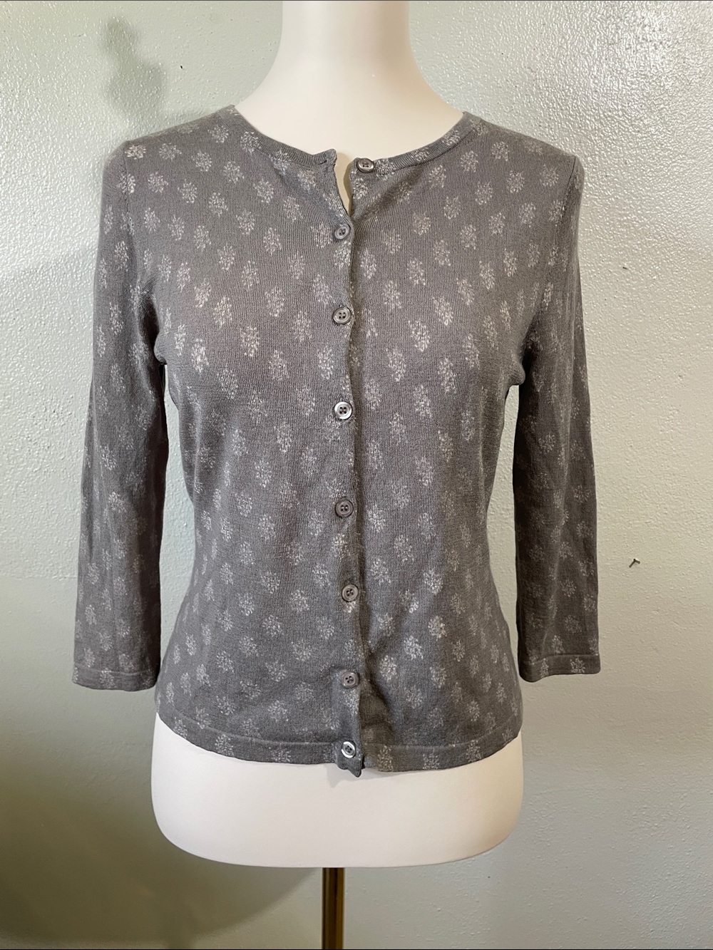 Garnet Hill Taupe Merino Wool Pointelle Cardigan 3/4 Sleeve Sweater Small Luxury